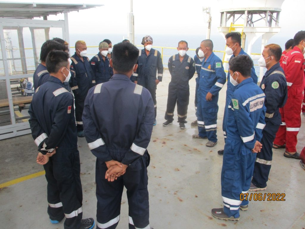 1. Toolbox Meeting